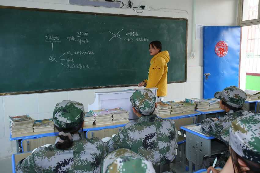 小孩读书读不进怎么办,孩子不爱学习的学校