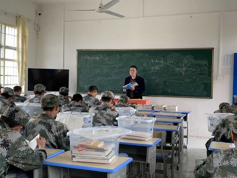 湖南株洲有没有封闭式学校？(图1)